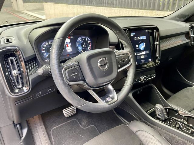 VOLVO富豪 XC40  第7張相片
