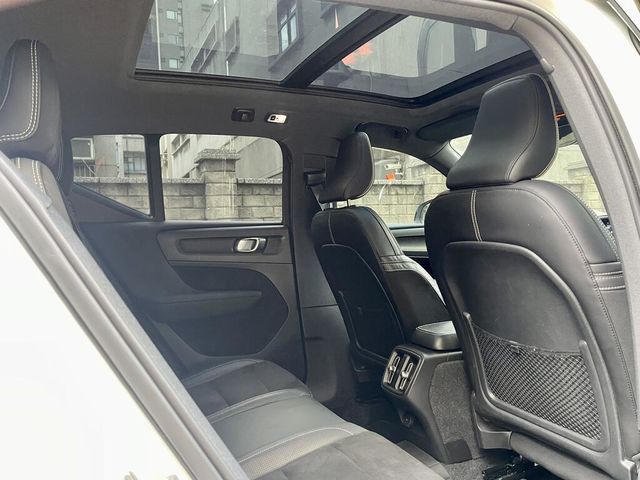 VOLVO富豪 XC40  第13張相片