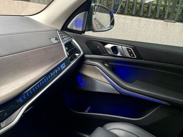BMW寶馬 X7 XDRIVE40I  第12張相片