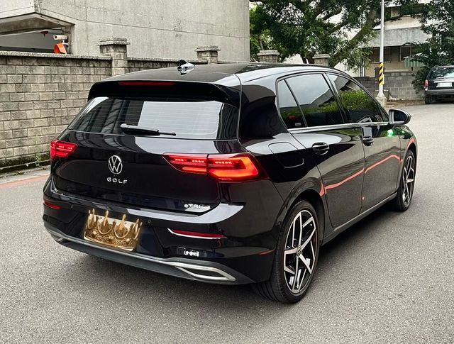 VOLKSWAGEN福斯 GOLF  第2張相片