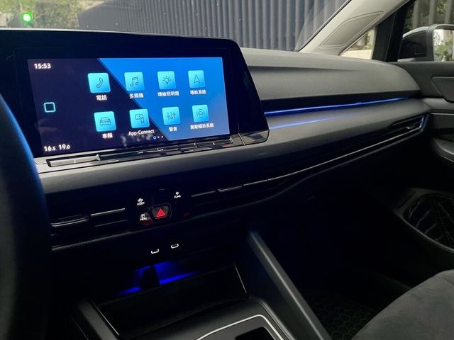 VOLKSWAGEN福斯 GOLF  第6張相片
