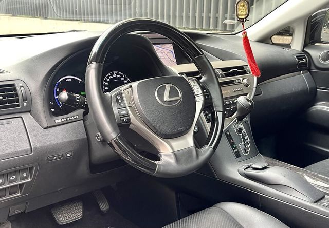 LEXUS凌志 RX450H  第4張相片