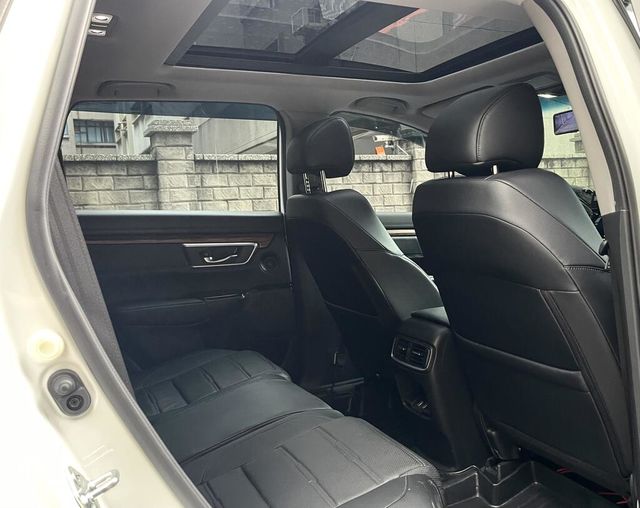 HONDA本田 CR-V  第7張相片