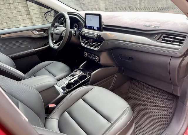 FORD福特 KUGA  第7張相片