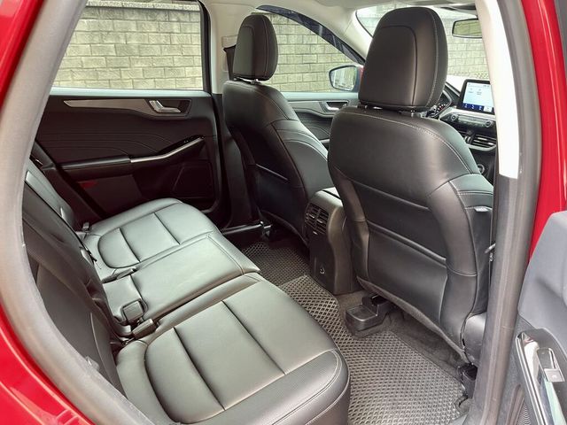 FORD福特 KUGA  第8張相片