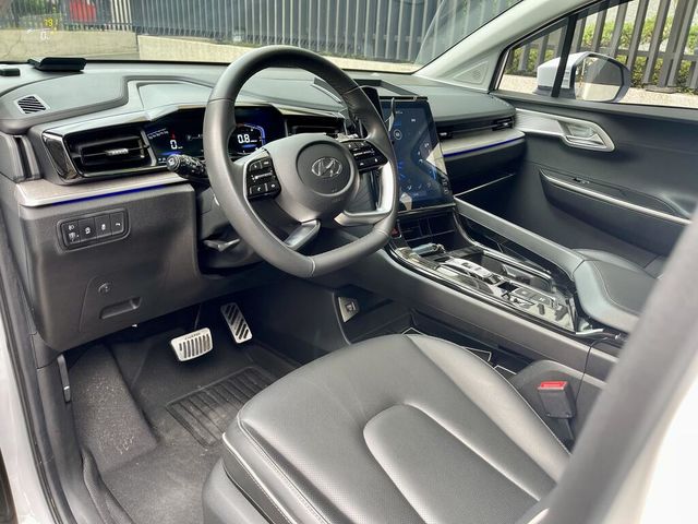 HYUNDAI現代 CUSTIN  第5張相片