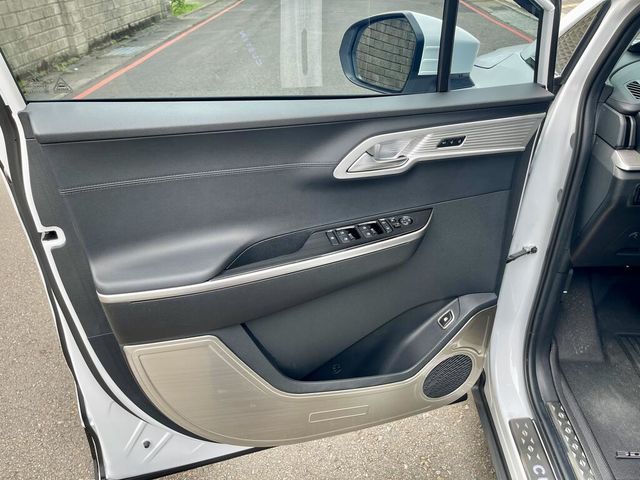HYUNDAI現代 CUSTIN  第6張相片