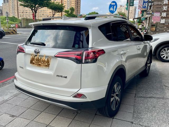 TOYOTA豐田 RAV4  第4張相片
