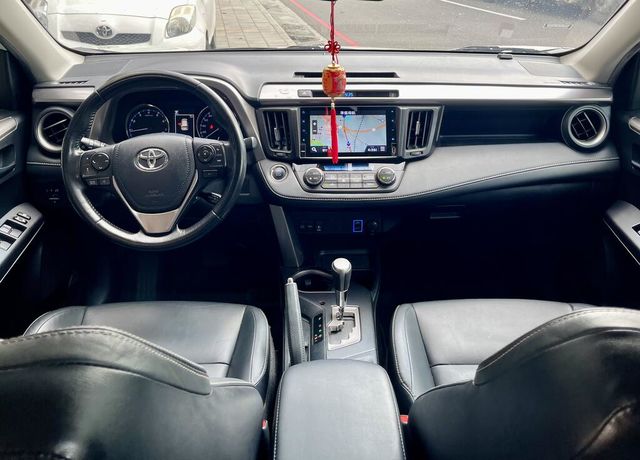 TOYOTA豐田 RAV4  第5張相片