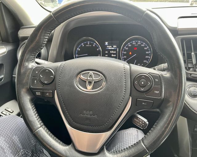 TOYOTA豐田 RAV4  第7張相片