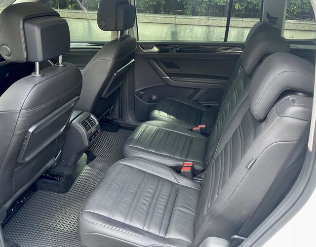 VOLKSWAGEN福斯 TOURAN  第8張相片