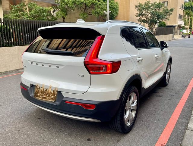 VOLVO富豪 XC40  第2張相片