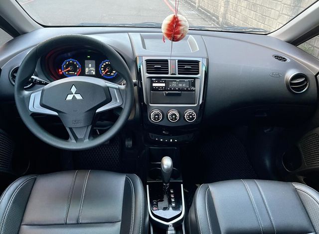 MITSUBISHI三菱 COLT PLUS  第3張相片