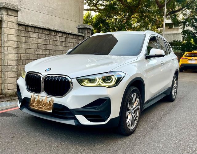 BMW寶馬 X1  第1張相片