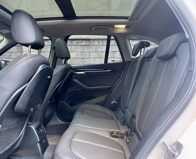 BMW寶馬 X1  第8張相片