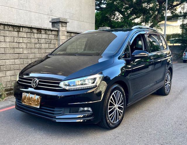 VOLKSWAGEN福斯 TOURAN  第1張相片