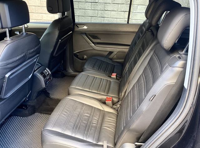 VOLKSWAGEN福斯 TOURAN  第6張相片