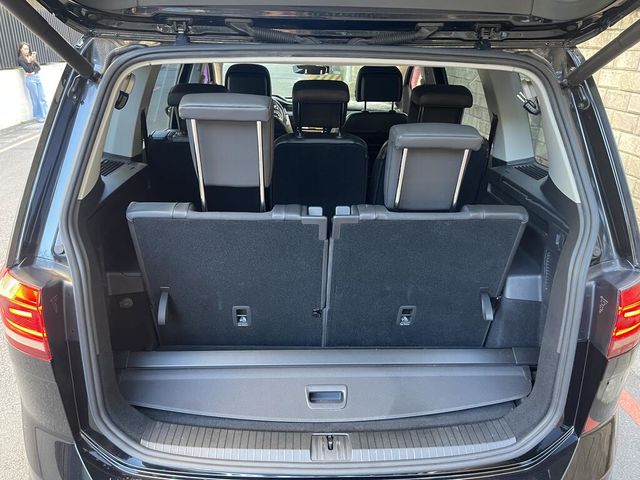 VOLKSWAGEN福斯 TOURAN  第8張相片