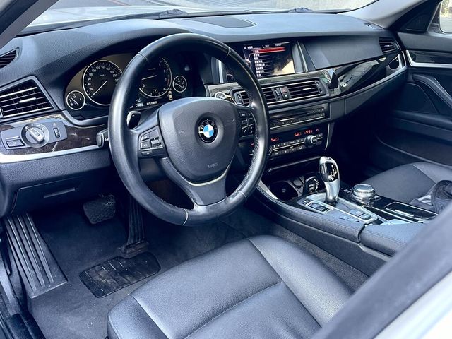 BMW寶馬 520I  第4張相片
