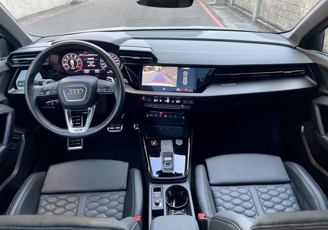 AUDI奧迪 RS3  第7張相片