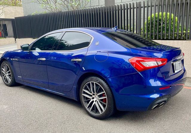 MASERATI瑪莎拉蒂 GHIBLI  第3張相片
