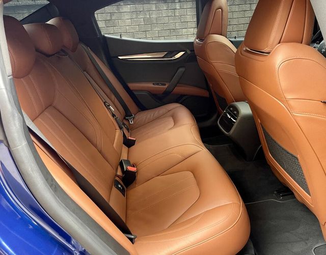 MASERATI瑪莎拉蒂 GHIBLI  第9張相片