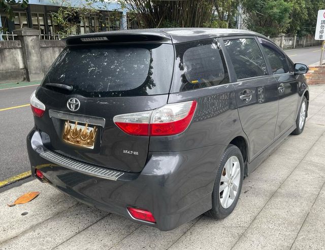 TOYOTA豐田 WISH  第2張相片