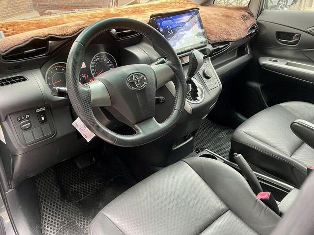 TOYOTA豐田 WISH  第4張相片