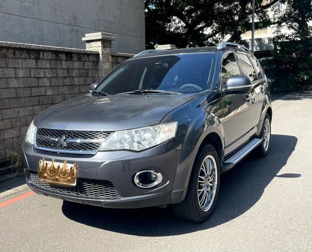 MITSUBISHI三菱 OUTLANDER  第1張相片
