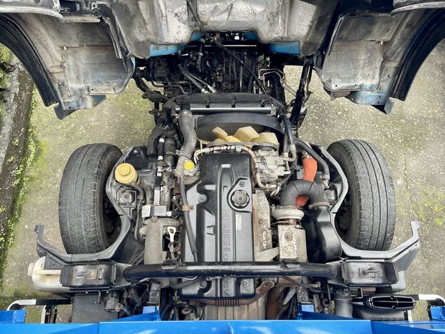 MITSUBISHI三菱 CANTER  第9張相片