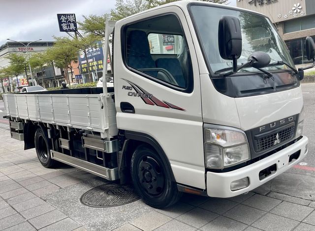 MITSUBISHI三菱 CANTER  第3張相片