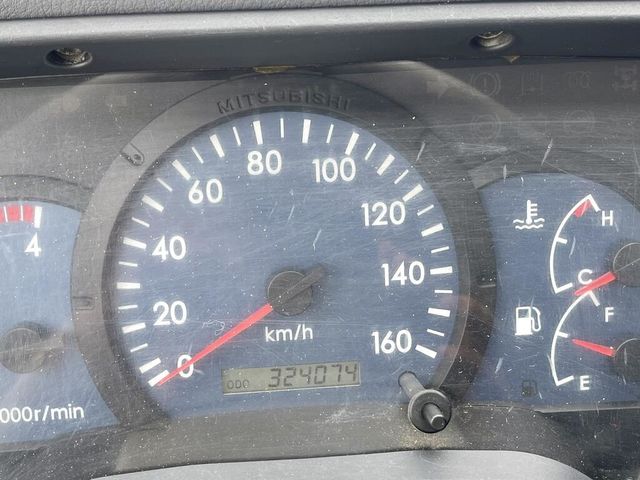 MITSUBISHI三菱 CANTER  第9張相片