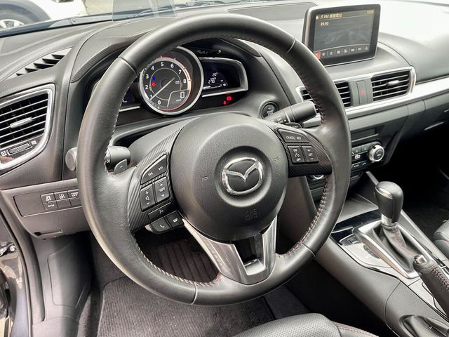 MAZDA馬自達 MAZDA 3  第4張相片