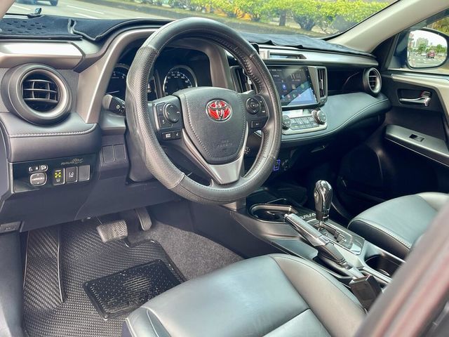 TOYOTA豐田 RAV4  第7張相片