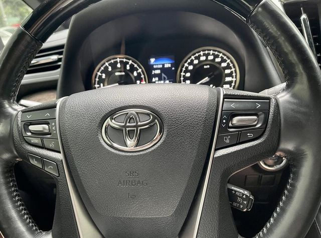 TOYOTA豐田 ALPHARD  第9張相片