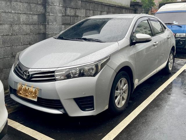 TOYOTA豐田 ALTIS  第1張相片