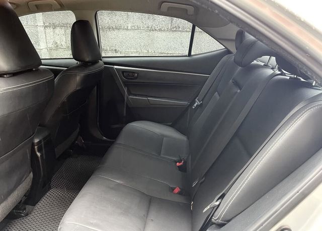 TOYOTA豐田 ALTIS  第6張相片