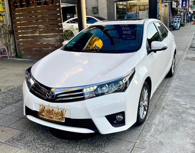 TOYOTA豐田 ALTIS  第1張相片