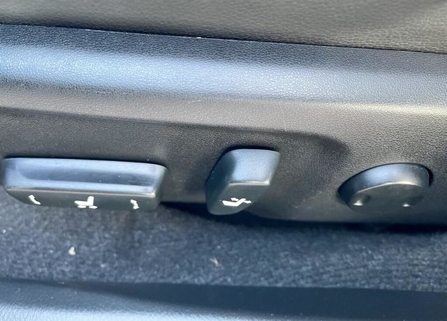 TOYOTA豐田 ALTIS  第7張相片