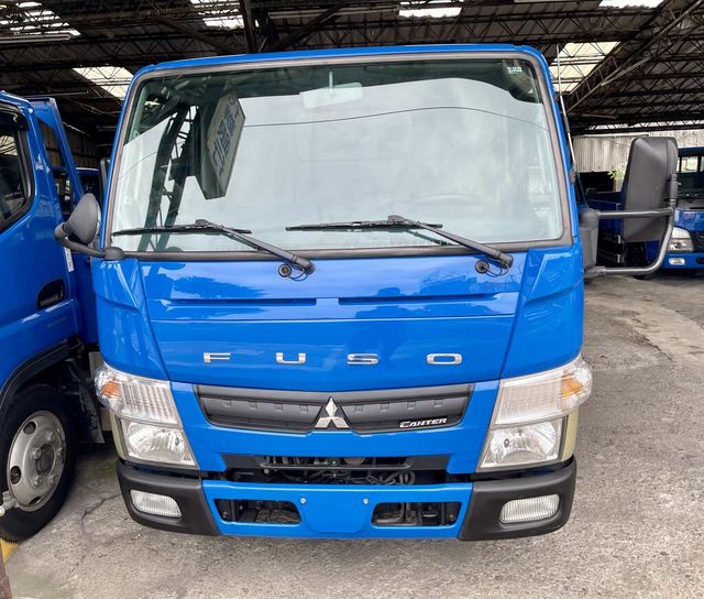 MITSUBISHI三菱 CANTER  第2張相片