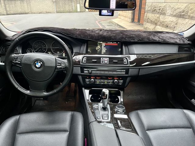 BMW寶馬 528I  第3張相片