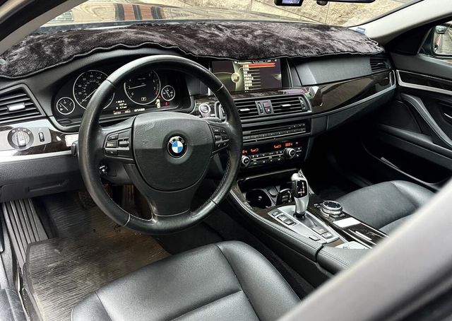 BMW寶馬 528I  第4張相片