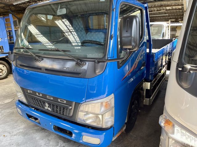 MITSUBISHI三菱 CANTER  第2張相片