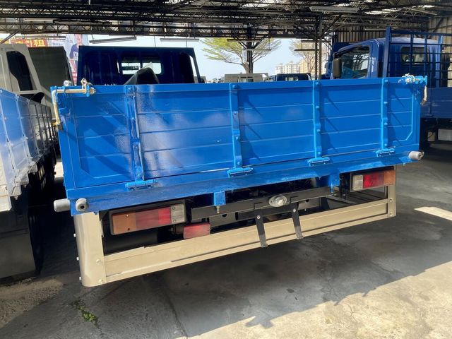 MITSUBISHI三菱 CANTER  第4張相片