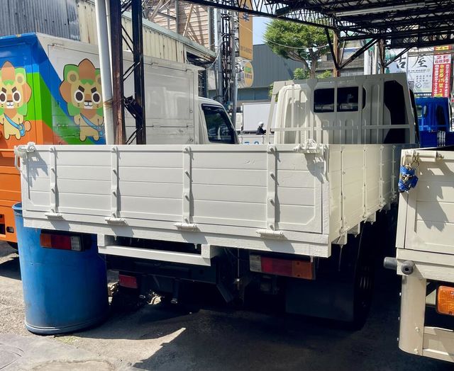MITSUBISHI三菱 CANTER  第6張相片