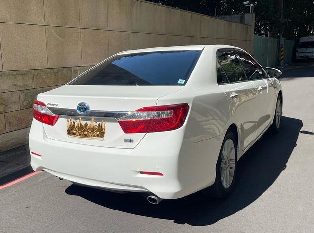 TOYOTA豐田 CAMRY HYBRID  第2張相片