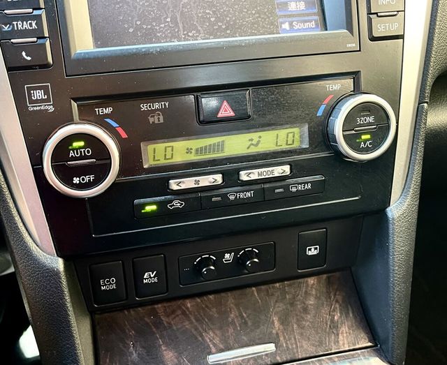 TOYOTA豐田 CAMRY HYBRID  第6張相片