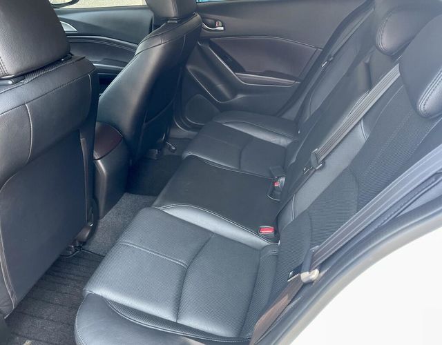 MAZDA馬自達 MAZDA 3  第8張相片