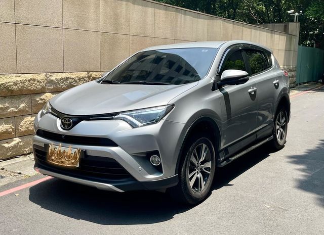 TOYOTA豐田 RAV4  第1張相片