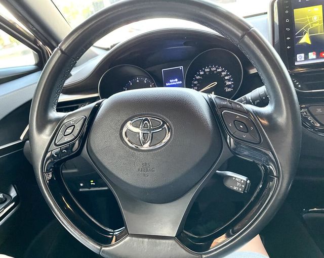 TOYOTA豐田 C-HR  第5張相片